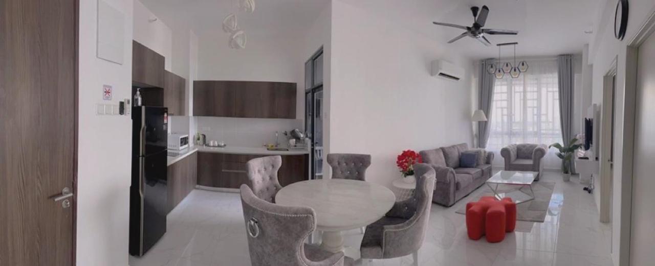 Deena Suite At Troika ,Кота-Бару Экстерьер фото